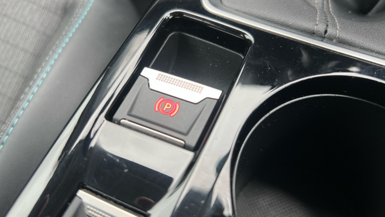 Peugeot 208 1.2 PureTech 100 Allure 5dr Petrol Hatchback